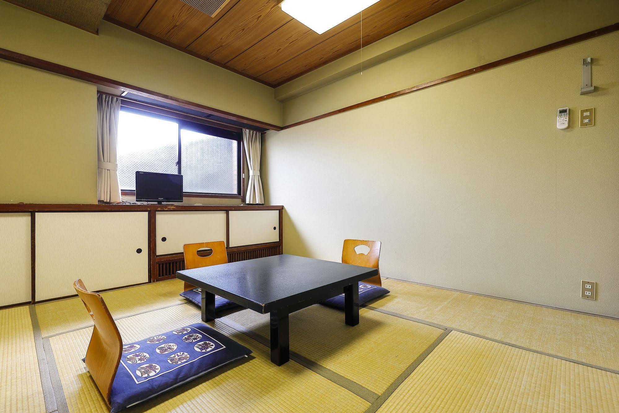 Azumaya 傳統日式旅館 3*